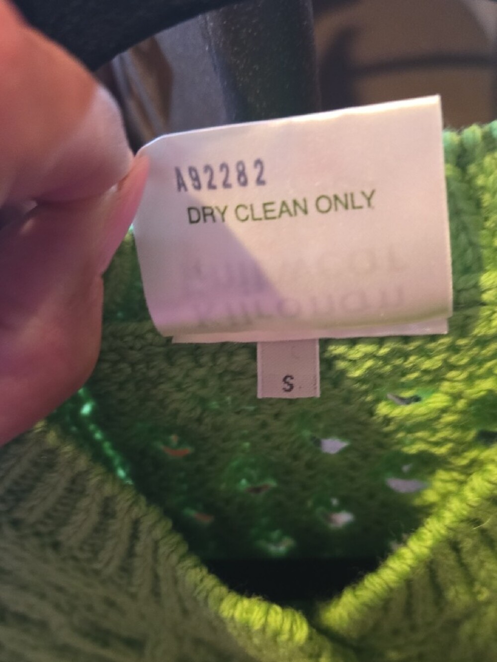 Merino WOOL. Cable-Knit Button Cardigan Sweater in Lime Green. Size 8 - Picture 3 of 3